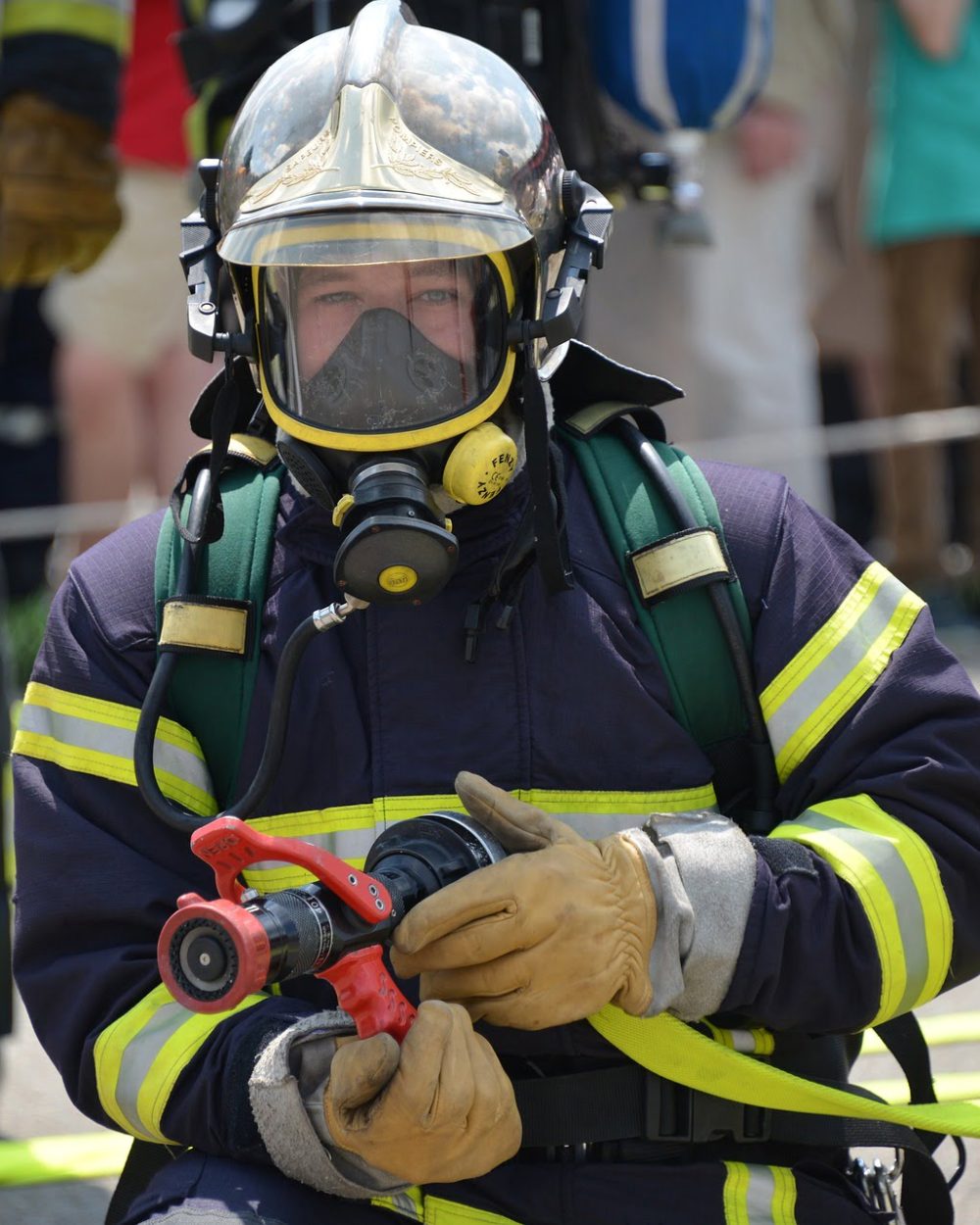Fire fighters equipment